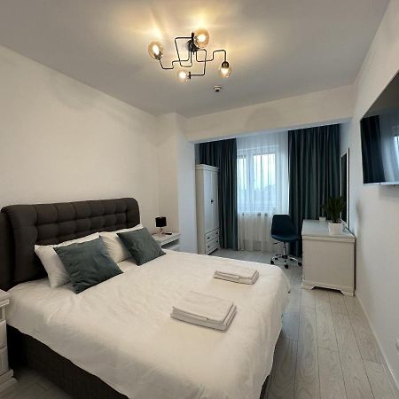 Ferienwohnung Apartament In Suceava, Zamca Exterior foto