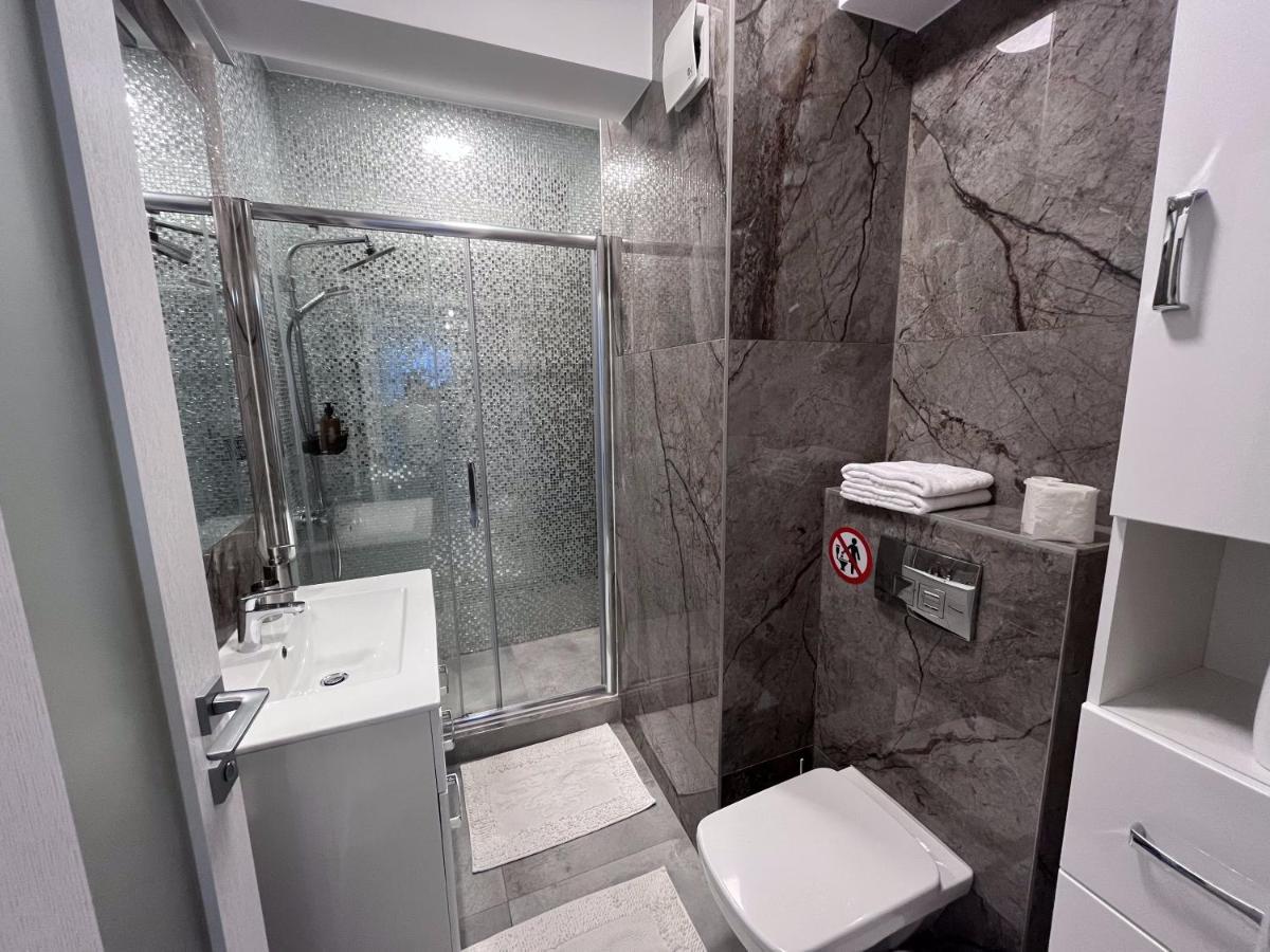 Ferienwohnung Apartament In Suceava, Zamca Exterior foto